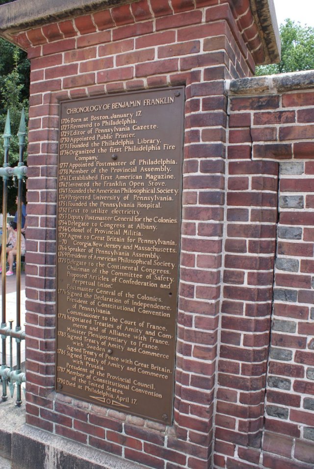 Ben Franklin grave plaque