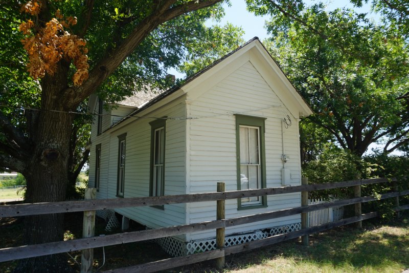 Hill-Robberson House on Spring Creek Farm