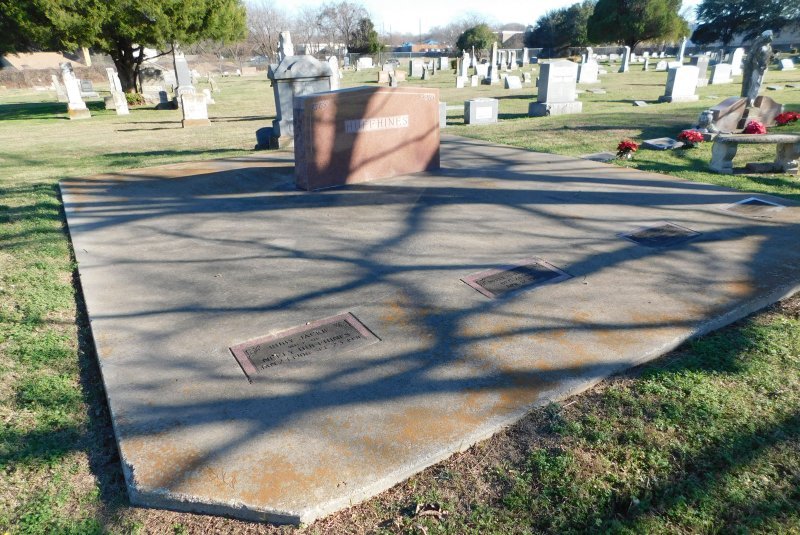 Graves of Huffhines fmaily members